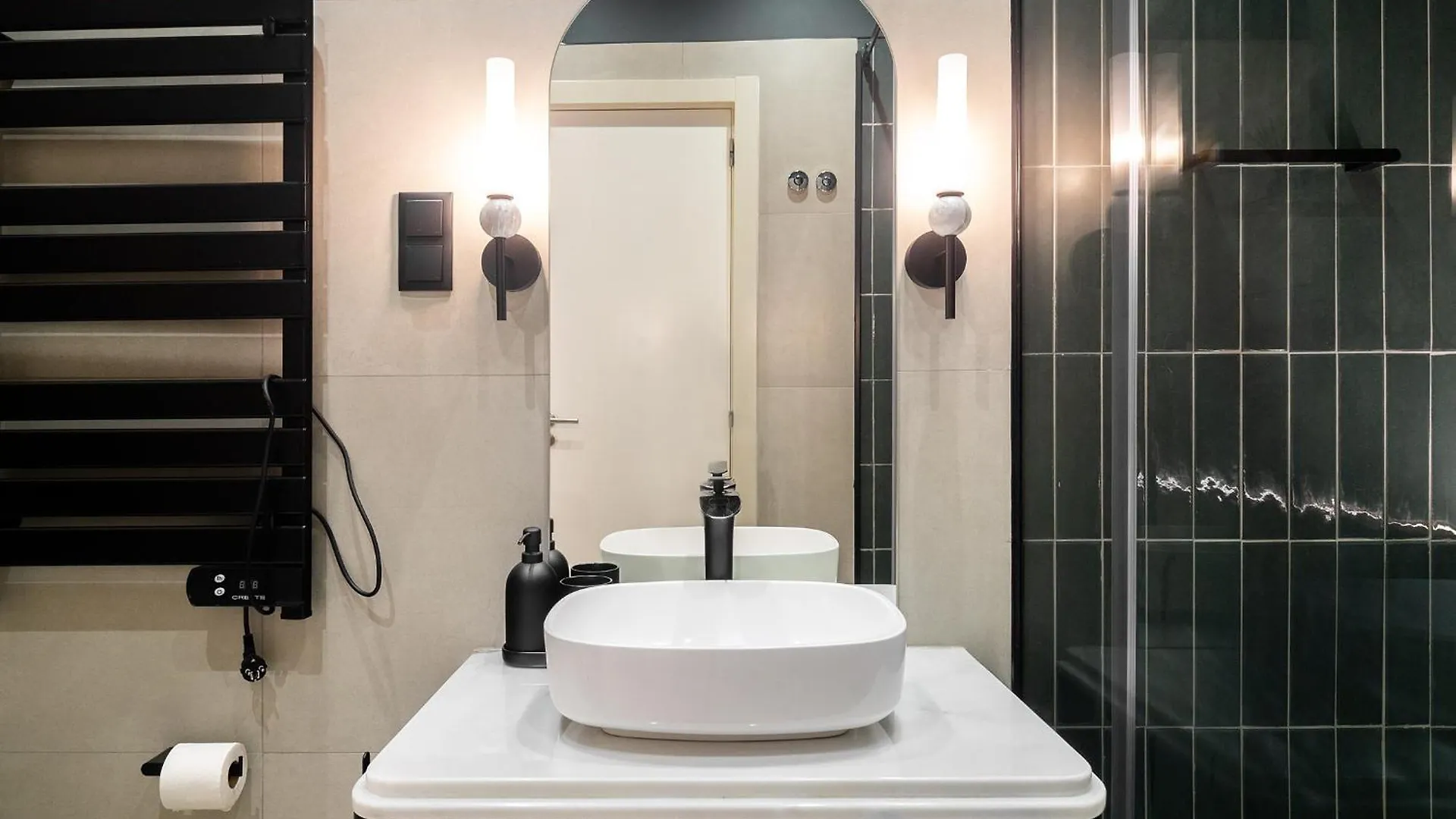 Apartmán Whome Modern Retreat In Vibrant Bairro Alto Lisboa