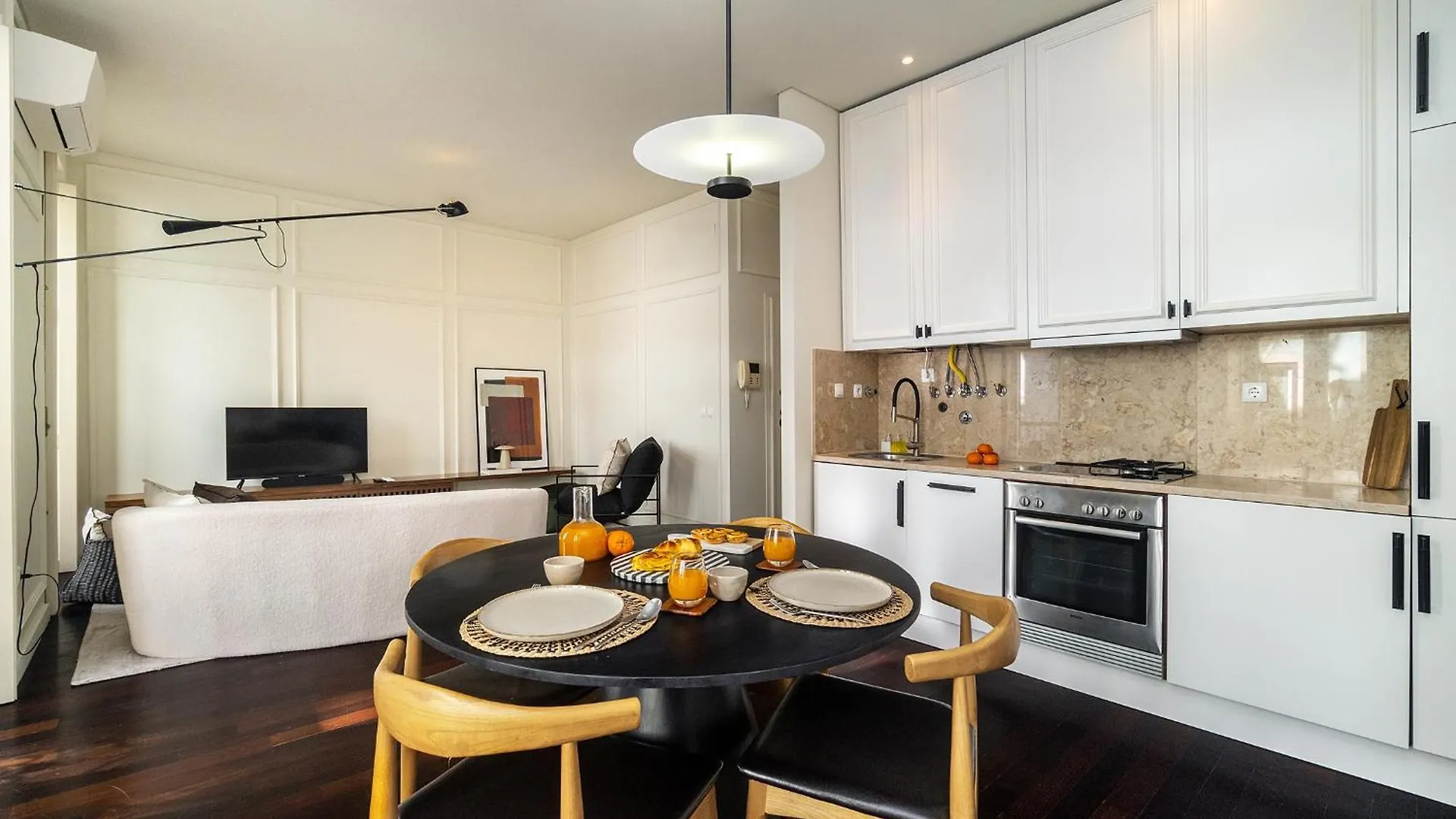 Whome Modern Retreat In Vibrant Bairro Alto Lisbon 0*,
