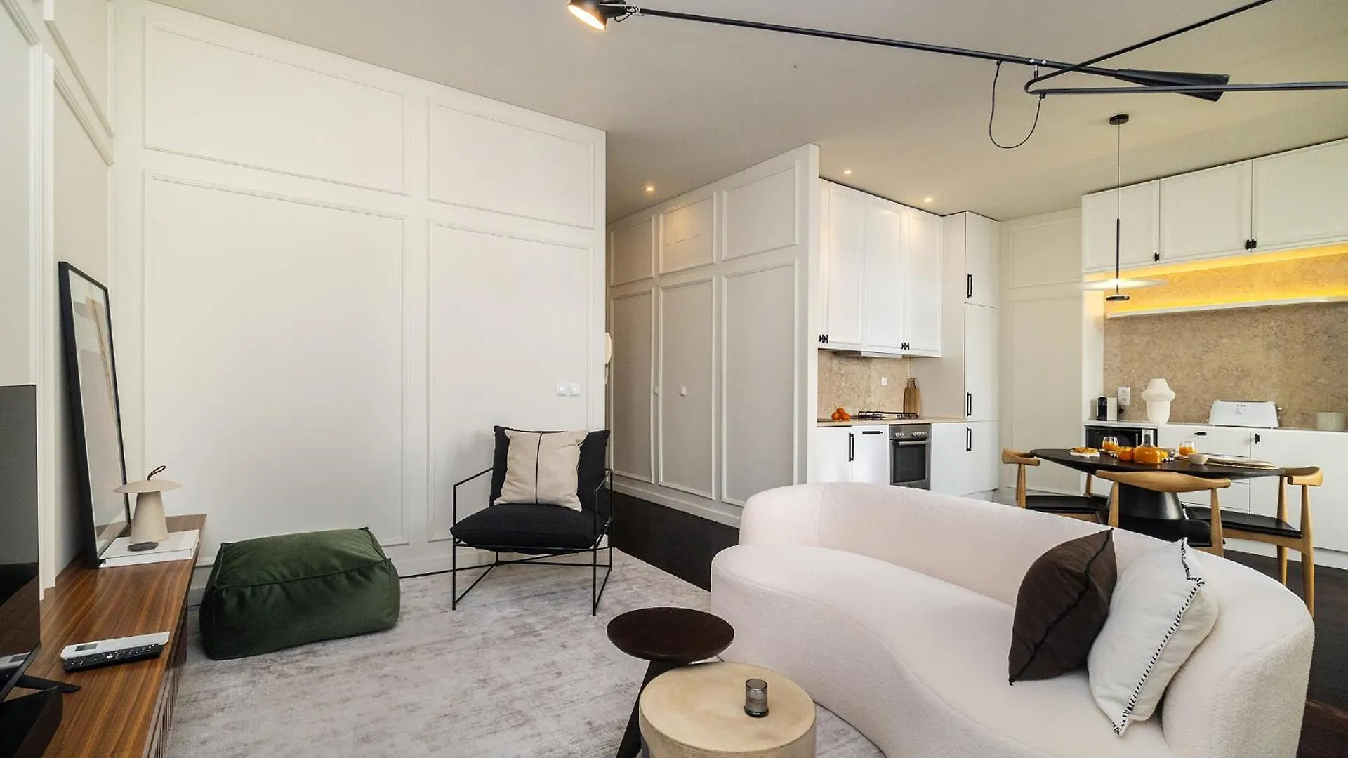 Whome Modern Retreat In Vibrant Bairro Alto Lisbon Portugal